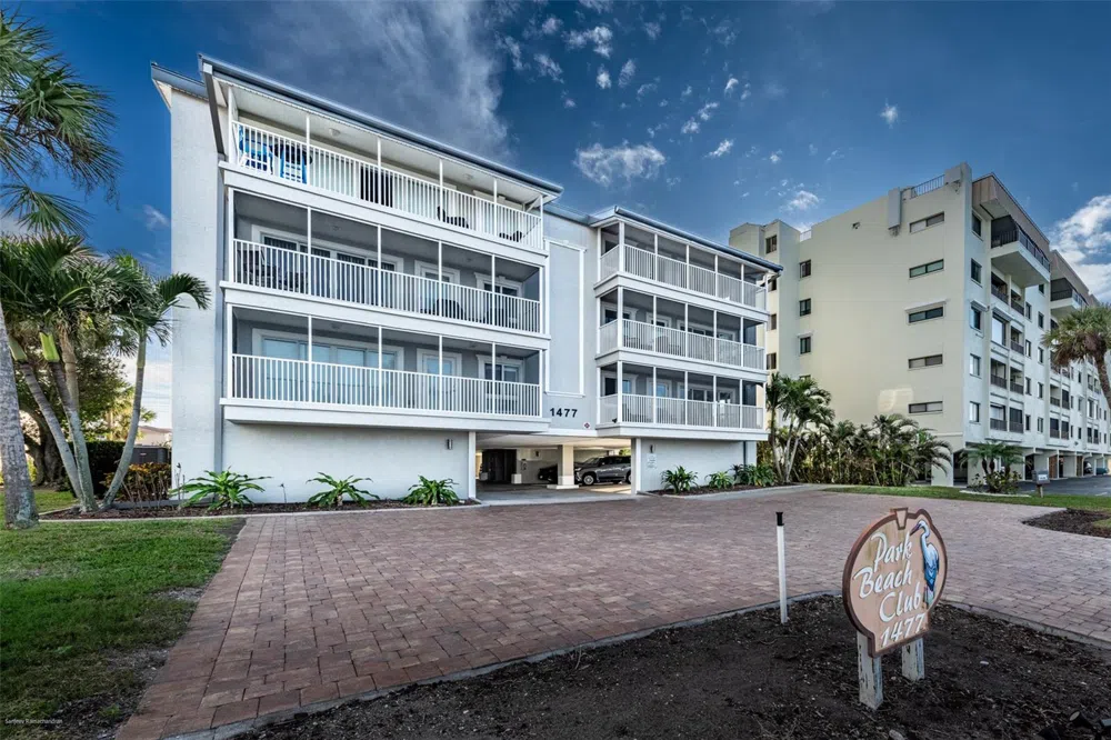 1477 PARK BEACH CIRCLE #11 Punta Gorda, FL 33950