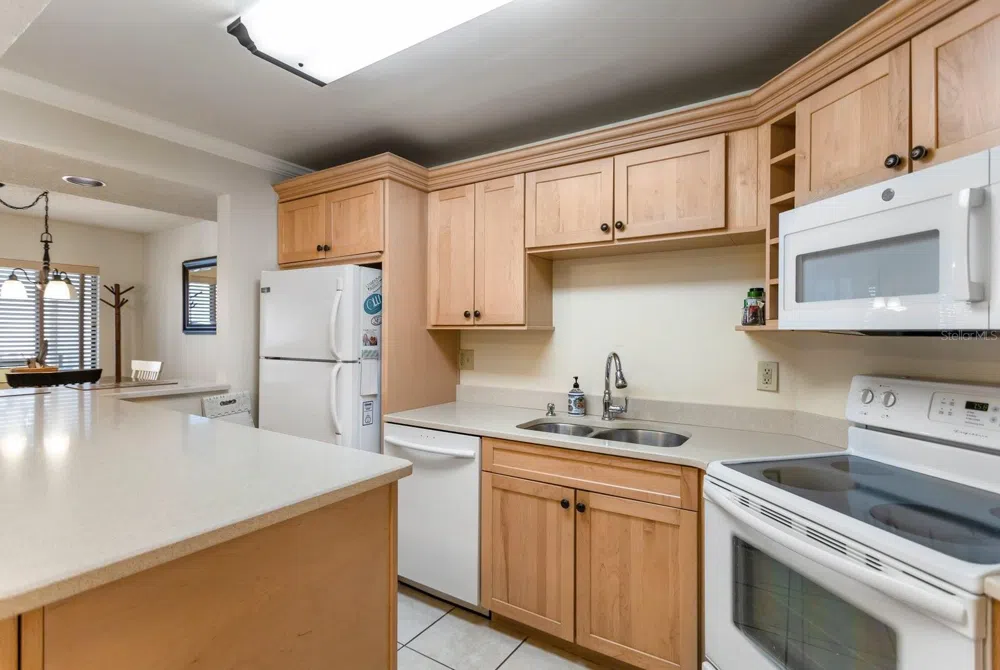 1515 PINELLAS BAYWAY #C31 Tierra Verde, FL 33715