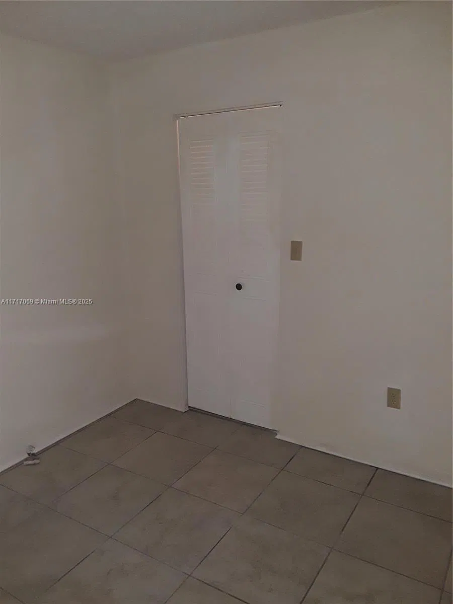 8267 SW 128th St #105 Pinecrest, FL 33156