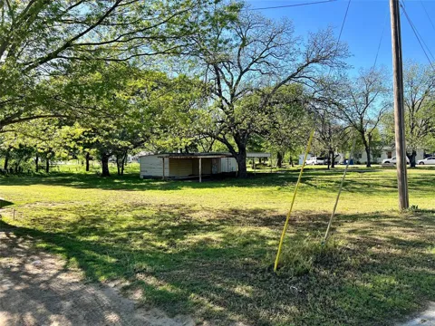 400 Dallas Street