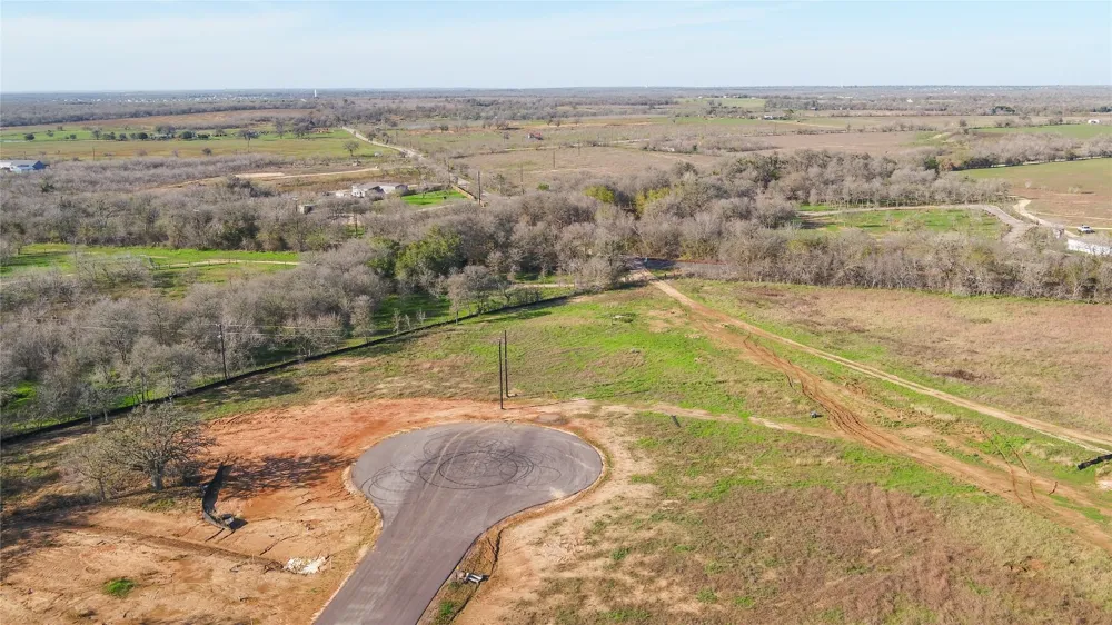 170 GRACE LANE Dale, TX 78616
