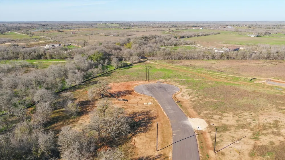 170 GRACE LANE Dale, TX 78616