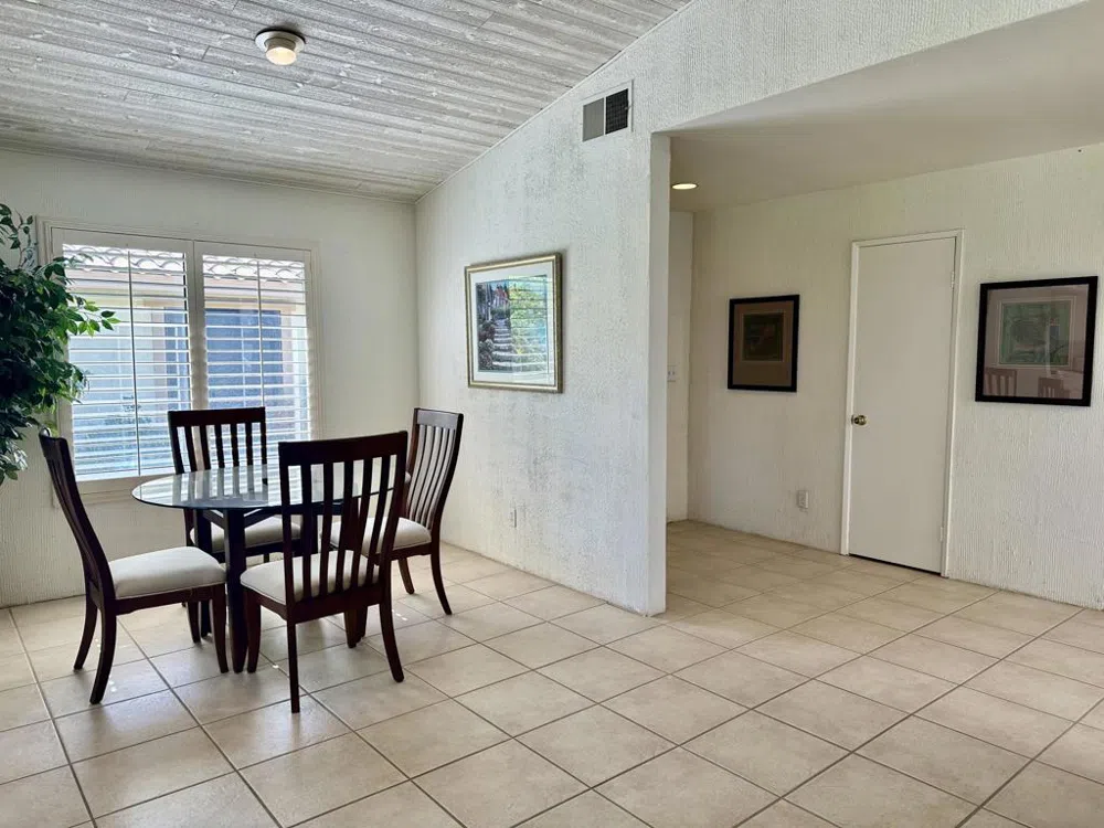 432 S Sierra Madre Palm Desert, CA 92260