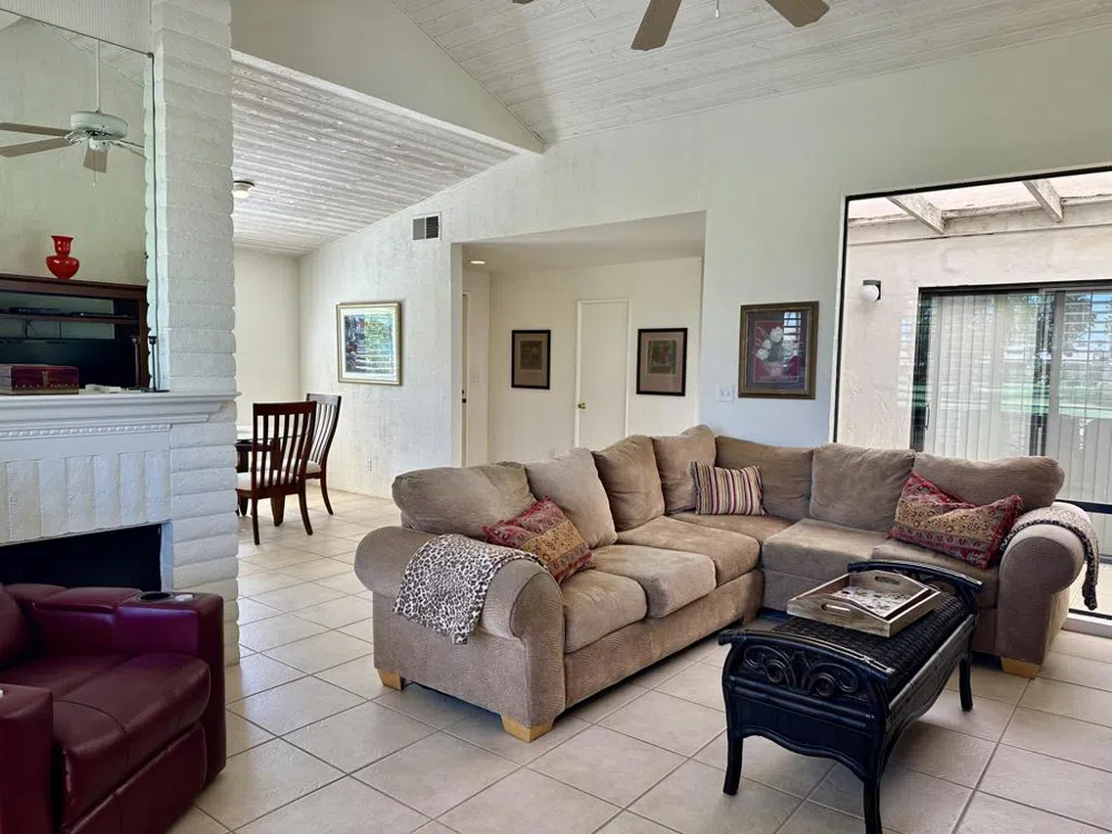432 S Sierra Madre Palm Desert, CA 92260