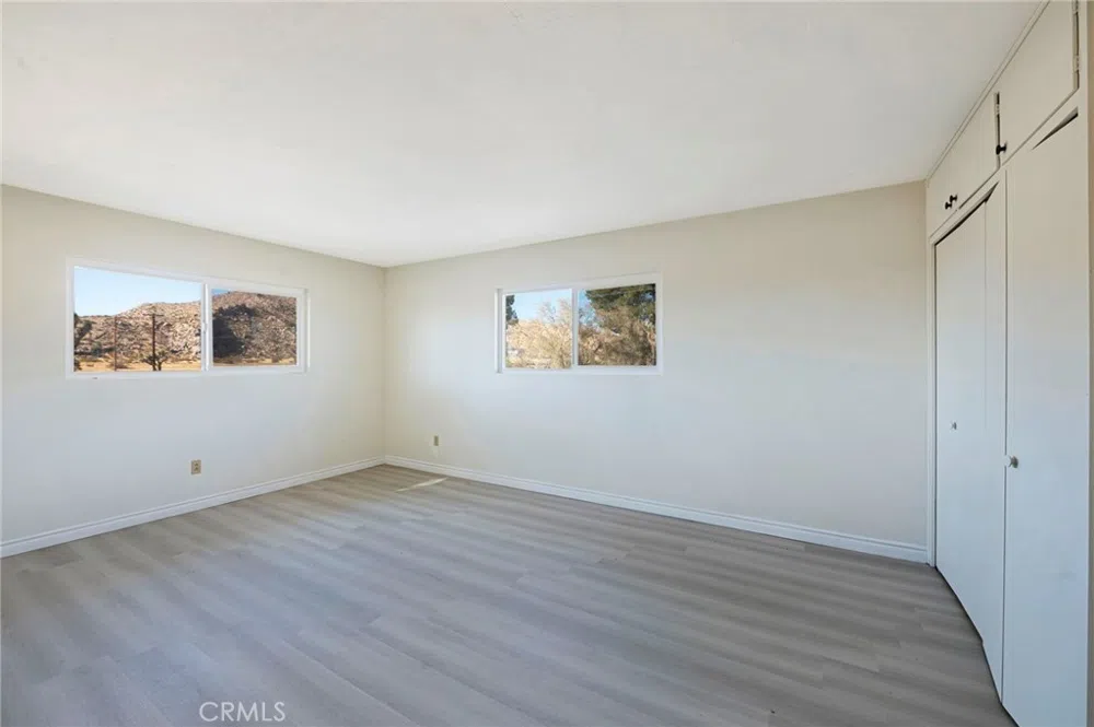 19665 Grey Mountain Road Adelanto, CA 92301