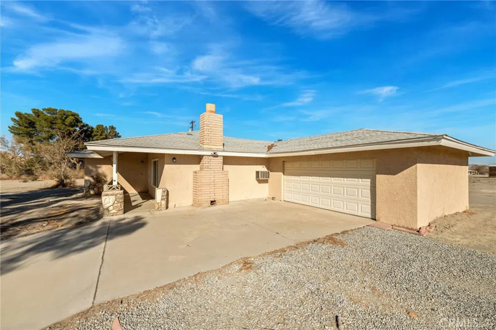 19665 Grey Mountain Road Adelanto, CA 92301