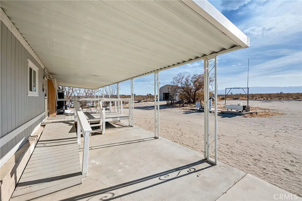 19665 Grey Mountain Road Adelanto, CA 92301