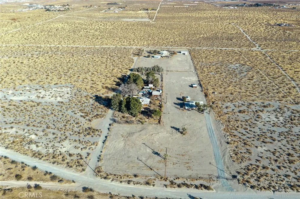 19665 Grey Mountain Road Adelanto, CA 92301