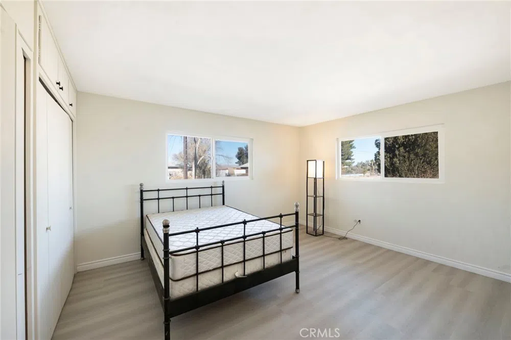 19665 Grey Mountain Road Adelanto, CA 92301