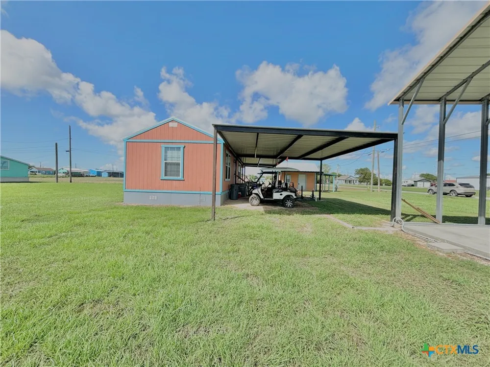 101 13th Street Seadrift, TX 77983