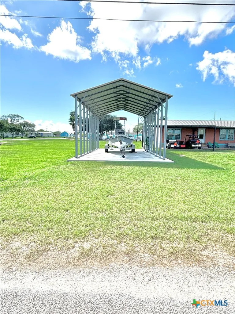 101 13th Street Seadrift, TX 77983
