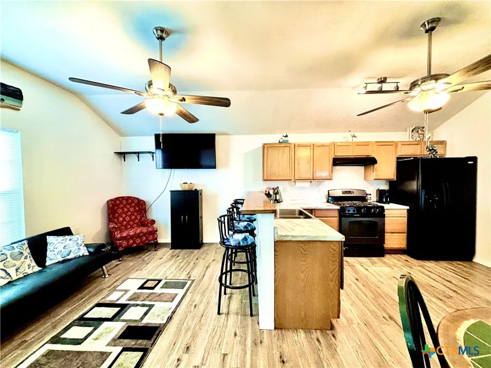 101 13th Street Seadrift, TX 77983