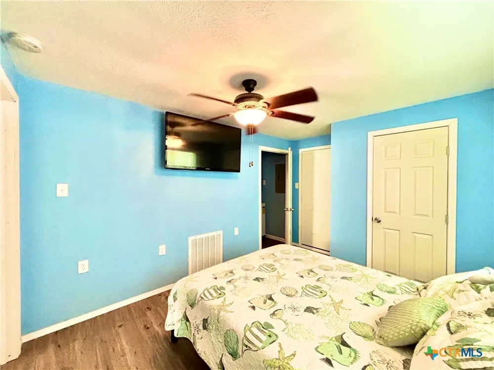101 13th Street Seadrift, TX 77983