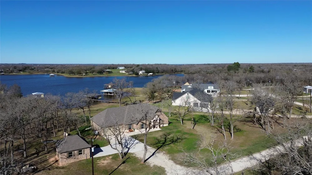 34 Cr 3675 Marquez, TX 77865