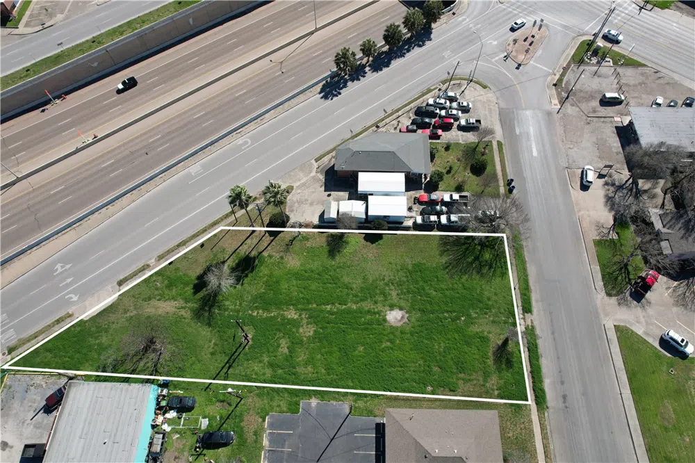 Address Not Shown Portland, TX 78374