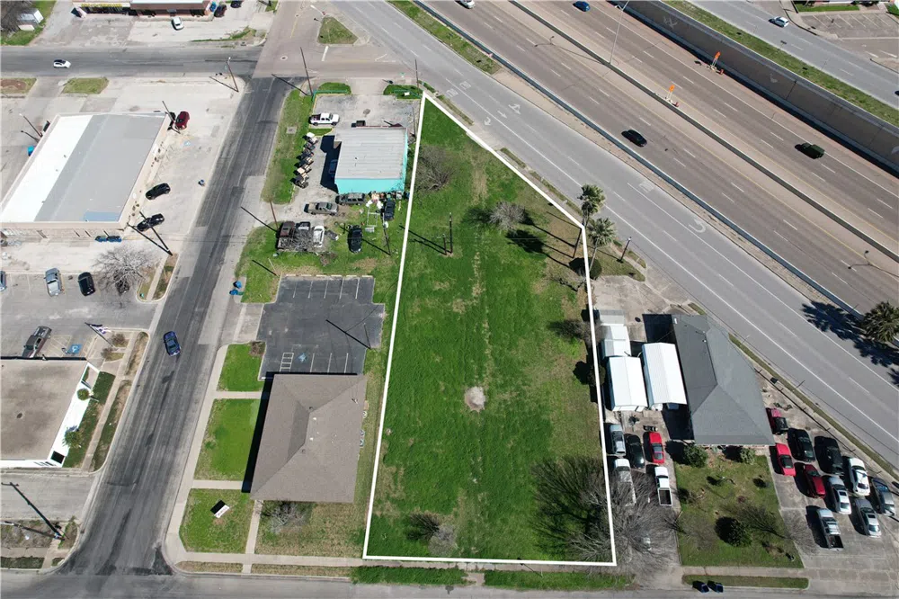 Address Not Shown Portland, TX 78374