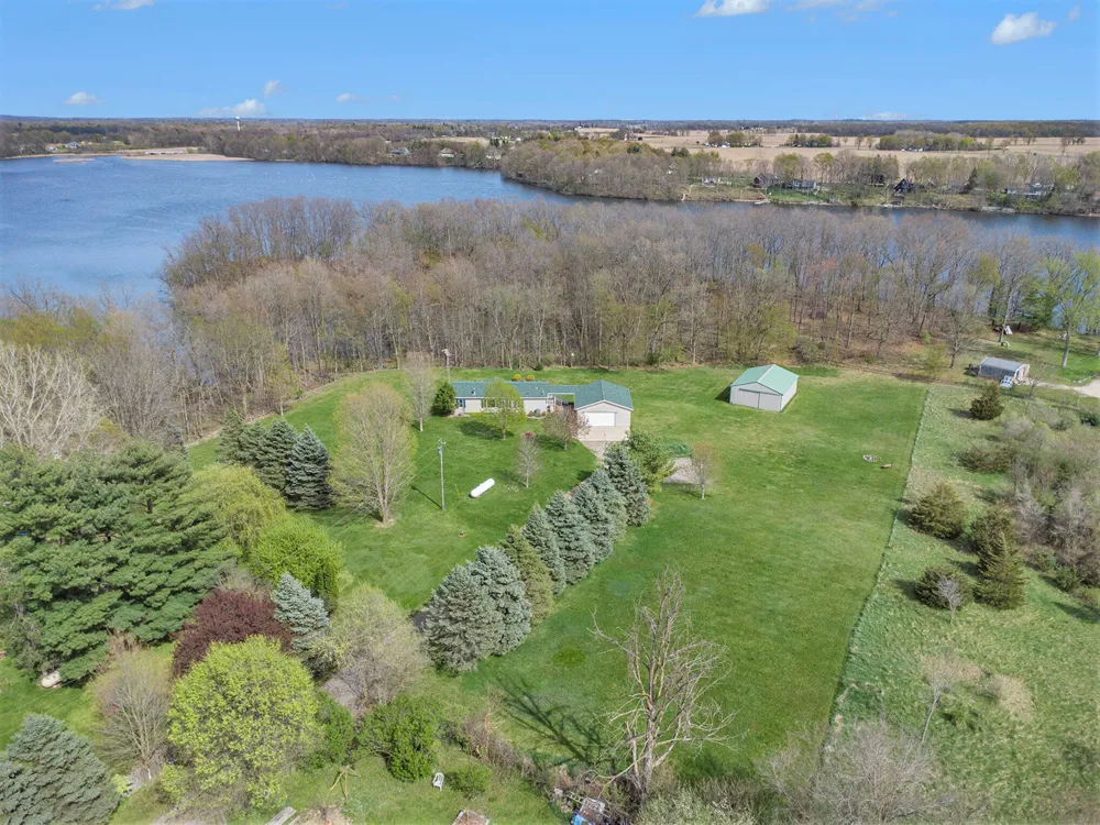 697 Tuttle Road Union Township, MI 49094