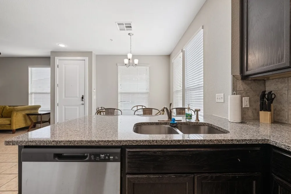 2215 Katy Lane #C Georgetown, TX 78626