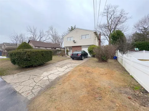 11 Willow Street