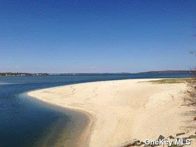 1265 Brigantine Drive Southold, NY 11971