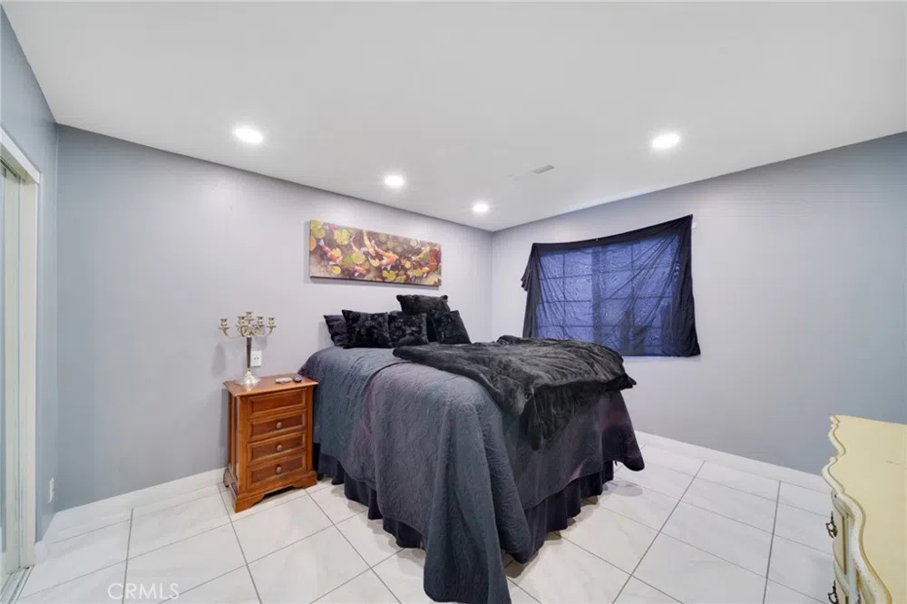 13330 E Avenue W Pearblossom, CA 93553