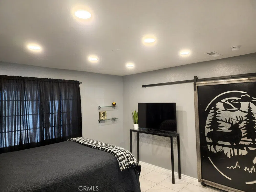 13330 E Avenue W Pearblossom, CA 93553