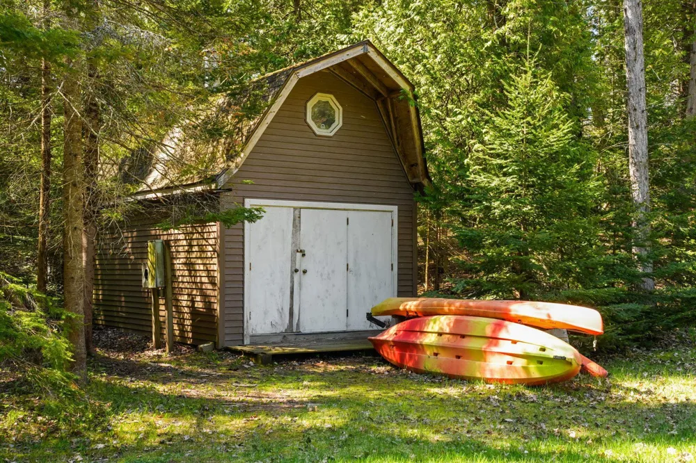 33171 Mrs Reddings Trail Peaine Township, MI 49782