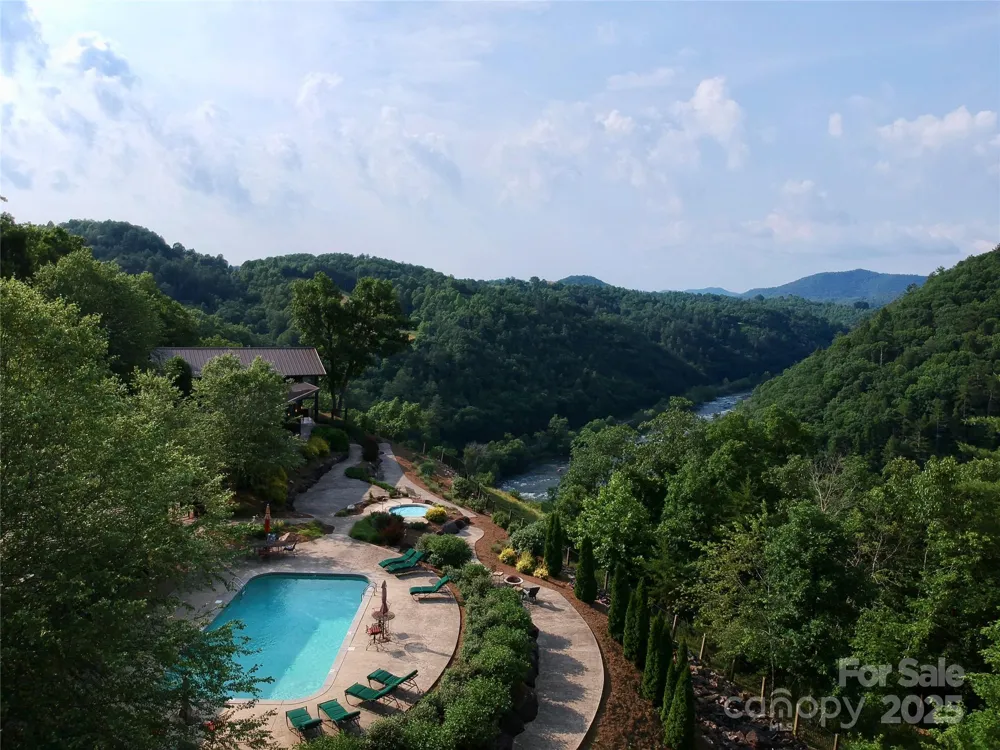 255 Clearview Lane #12 Marshall, NC 28753