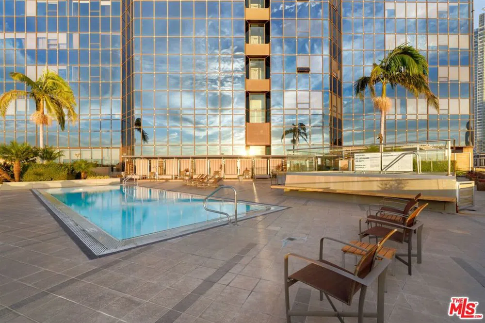 1100 Wilshire #3404 Los Angeles, CA 90017