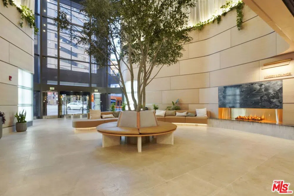 1100 Wilshire #3404 Los Angeles, CA 90017