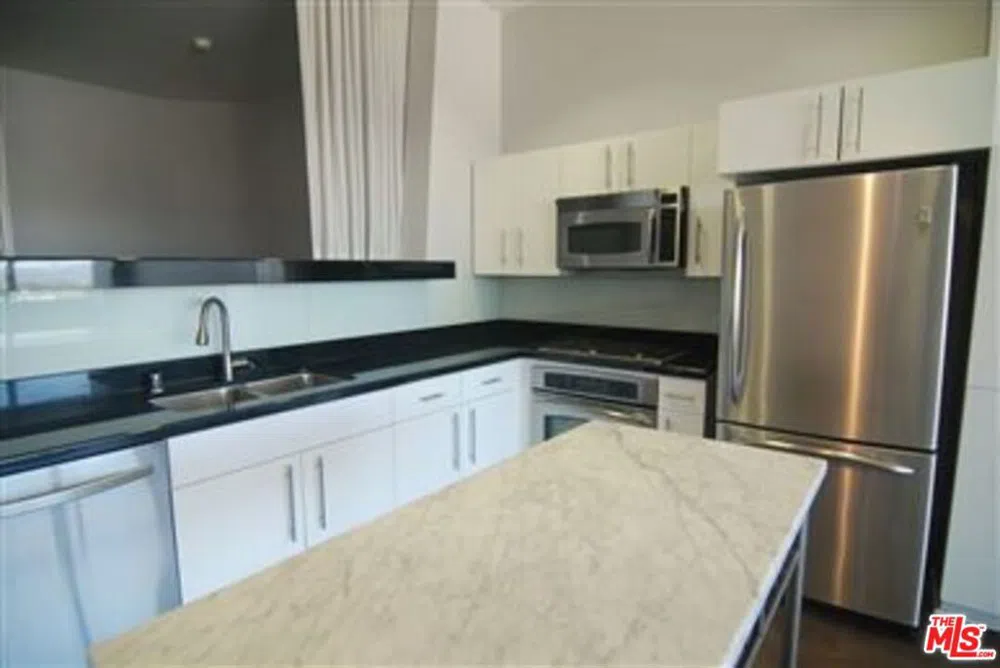 1100 Wilshire #3404 Los Angeles, CA 90017