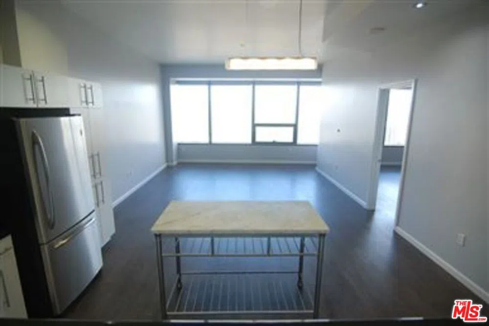 1100 Wilshire #3404 Los Angeles, CA 90017