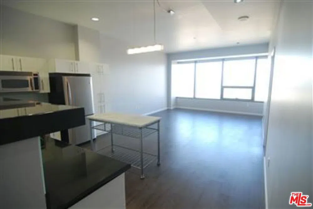 1100 Wilshire #3404 Los Angeles, CA 90017