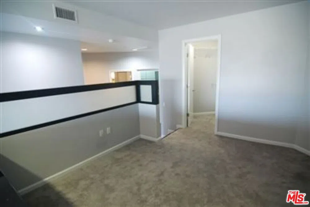 1100 Wilshire #3404 Los Angeles, CA 90017