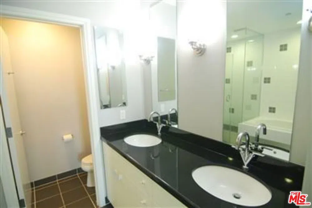 1100 Wilshire #3404 Los Angeles, CA 90017
