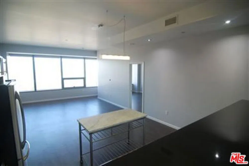 1100 Wilshire #3404 Los Angeles, CA 90017