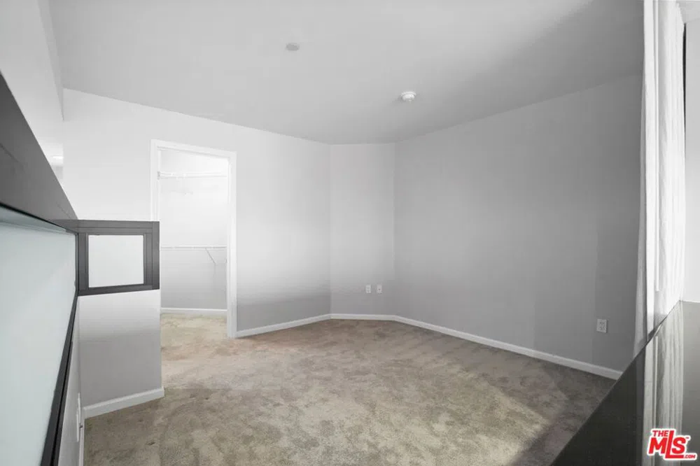 1100 Wilshire #3404 Los Angeles, CA 90017