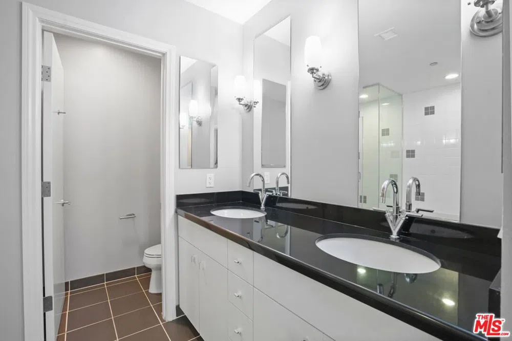 1100 Wilshire #3404 Los Angeles, CA 90017