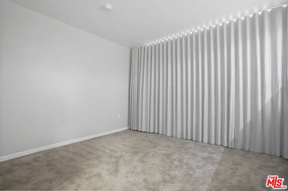 1100 Wilshire #3404 Los Angeles, CA 90017