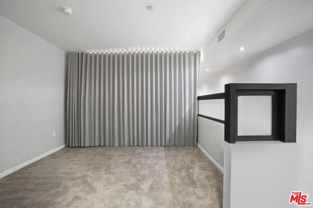 1100 Wilshire #3404 Los Angeles, CA 90017