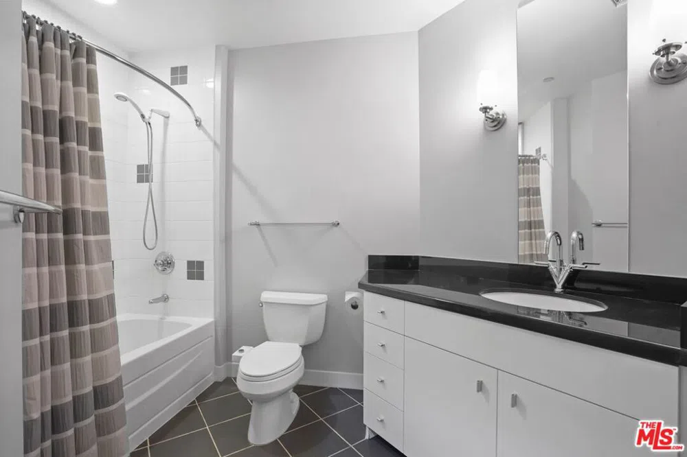 1100 Wilshire #3404 Los Angeles, CA 90017