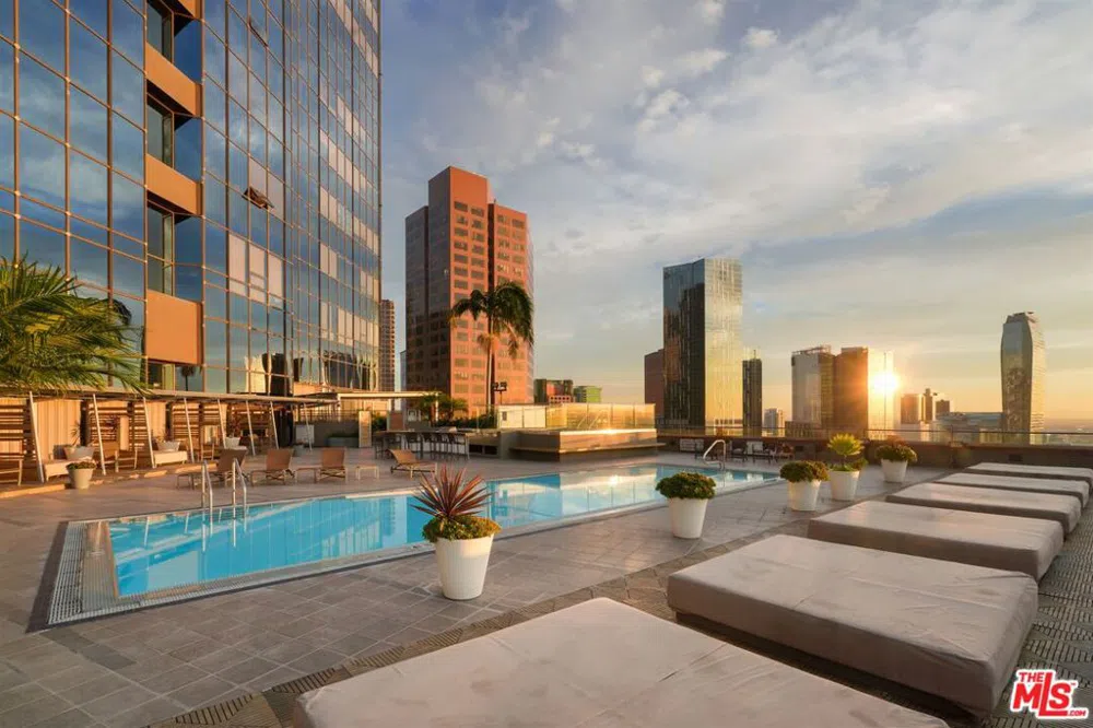 1100 Wilshire #3404 Los Angeles, CA 90017