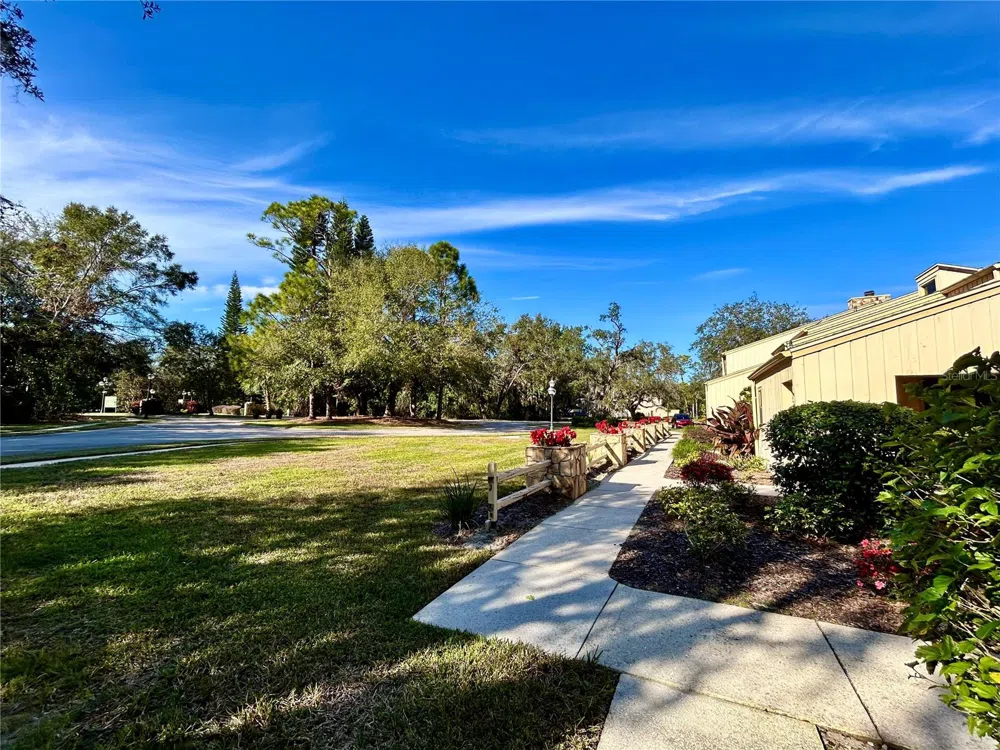 19 ASPEN DR. #19 Haines City, FL 33844