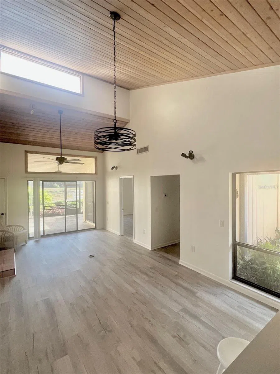 19 ASPEN DR. #19 Haines City, FL 33844