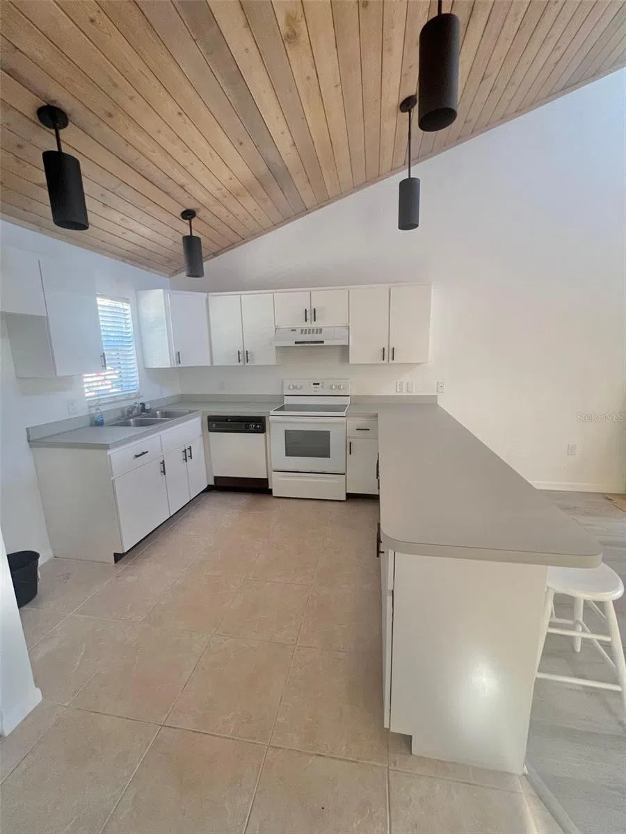 19 ASPEN DR. #19 Haines City, FL 33844