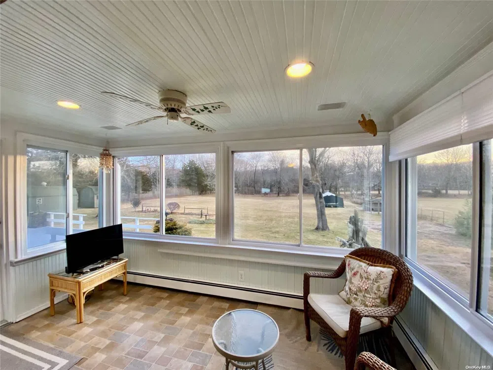 3825 S Harbor Road Southold, NY 11971