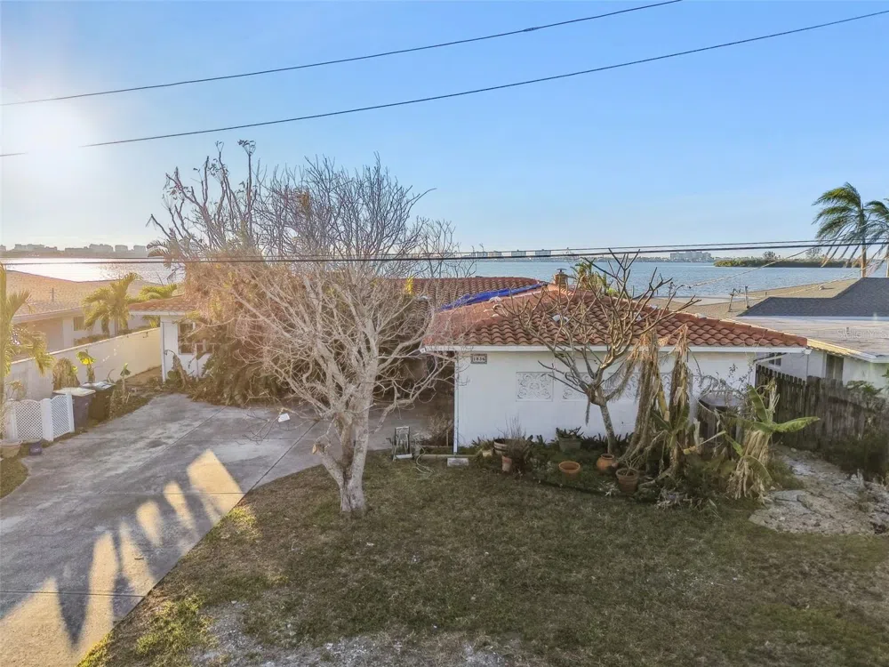 1836 VENETIAN POINT DRIVE Clearwater, FL 33755
