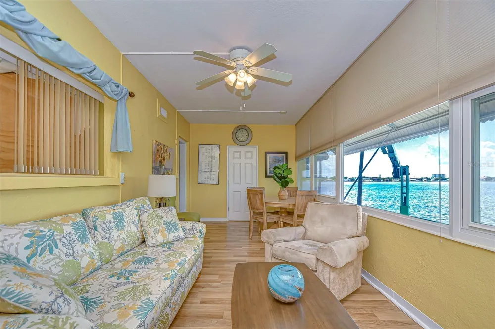 1893 SHORE DRIVE S #206 South Pasadena, FL 33707