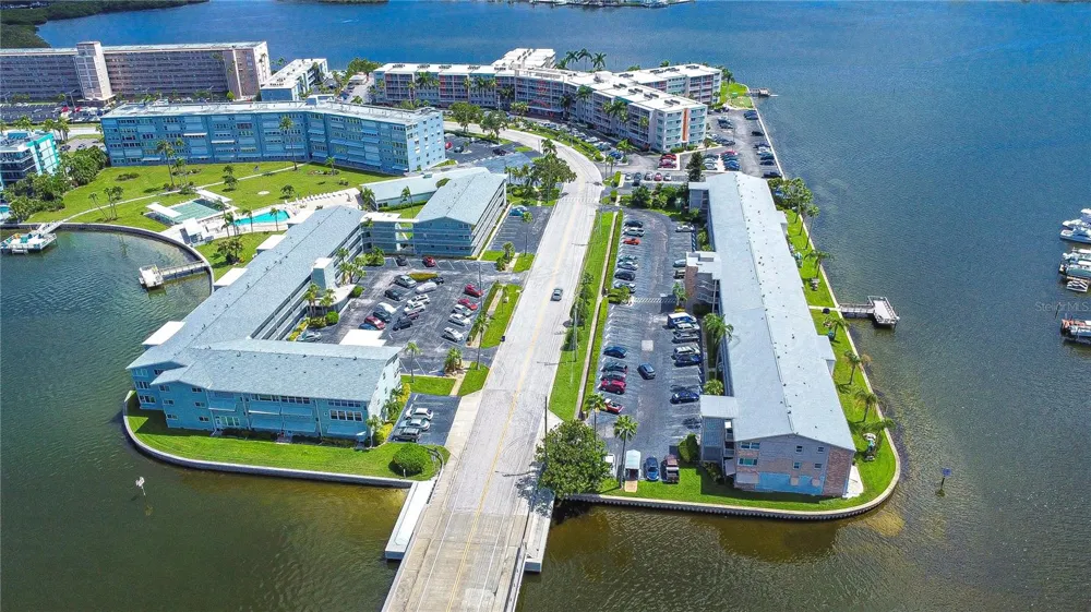 1893 SHORE DRIVE S #206 South Pasadena, FL 33707