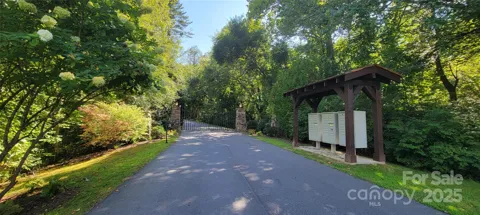 43 Dodder Lane